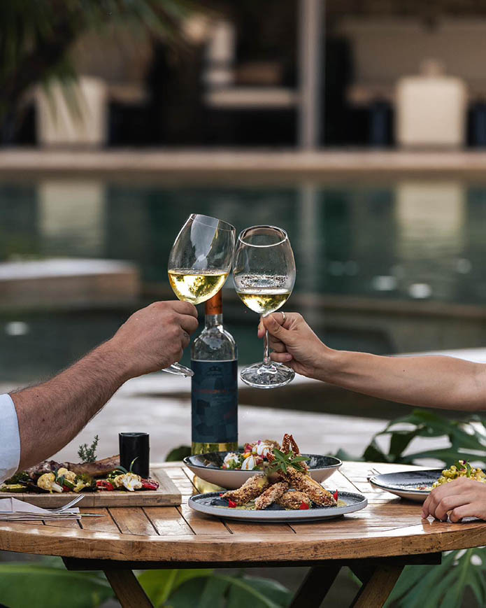 Vino y cena en Ammoudara Heraklion Creta